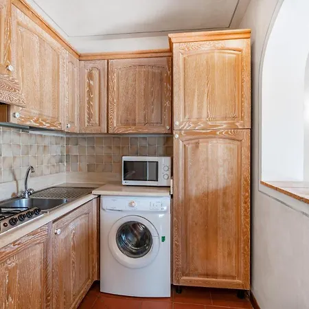 4 * סטינטינו